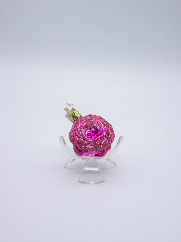 Einzelne Rose aus Rosen Set in rosé